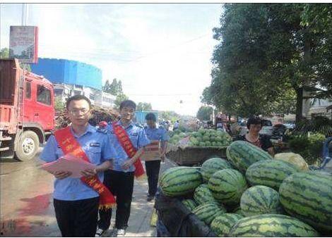 吴川网红吃瓜事件,网络舆论的风暴与反思 第2张 吴川网红吃瓜事件,网络舆论的风暴与反思 第2张